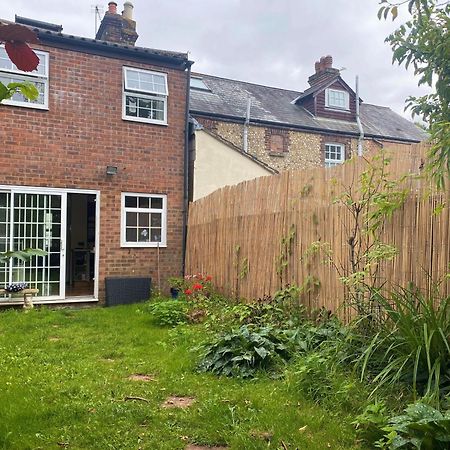 Bumblebee Cottage - Cosy Cottage In Area Of Outstanding Natural Beauty Hemel Hempstead Esterno foto
